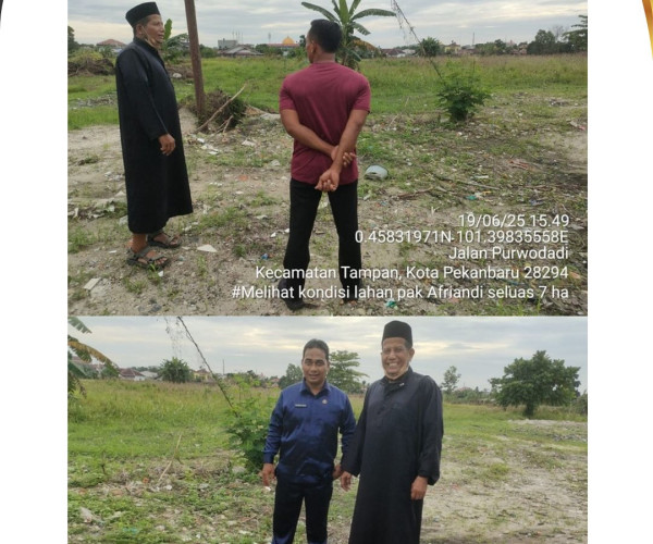 Ketua Poktan Sahabat Dapur Ummat Bapak Apriandi meninjau lokasi lahan siap tanam jagung pipil