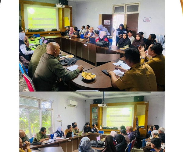 Dinas Pertanian dan Perikanan Kota Pekanbaru menggelar kegiatan silaturahmi bersama para pelaku usaha pembenih ikan se-Kota Pekanbaru
