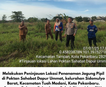 Kepala Dinas Pertanian dan Perikanan Kota Pekanbaru Hadiri Grand Opening Swalayan TOPAN dan Launching Beras Selembayung