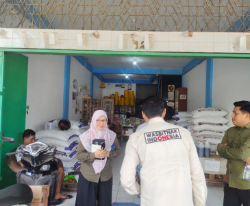 Dinas Pertanian dan Perikanan Kota Pekanbaru Dampingi Mahasiswa Universtas Riau Tinjau Pertumbuhan Jagung Manis di Kecamatan Rumbai