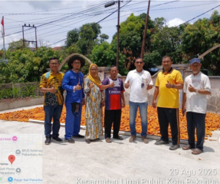 Kunjungan ke Poktan Amara Jaya dan Agro Mandiri Sejahtera Terkait Peran Bulog dalam Swasembada Pangan