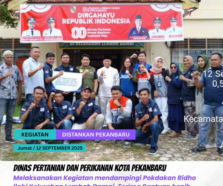 Penyerahan bantuan dilakukan secara simbolis di Kantor Lurah Lembah Damai