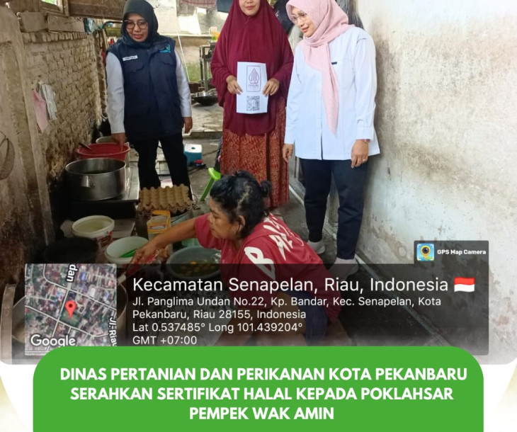 Dinas Pertanian dan Perikanan Kota Pekanbaru Serahkan Sertifikat Halal kepada Poklahsar Pempek Wak Amin