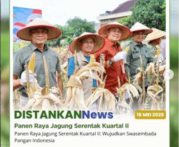 Kegiatan penanaman bibit di Kebun Aku Hatinya PKK Kota Pekanbaru